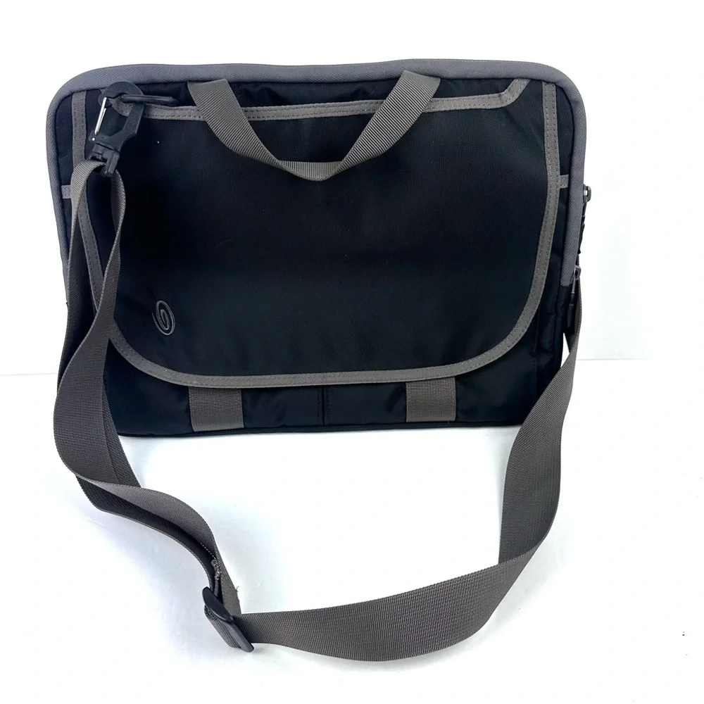 timbuk2 quickie laptop bag Nautical City Compass Core Pack Vista loop for attaching bike lights Q Laptop Backpack 2.0